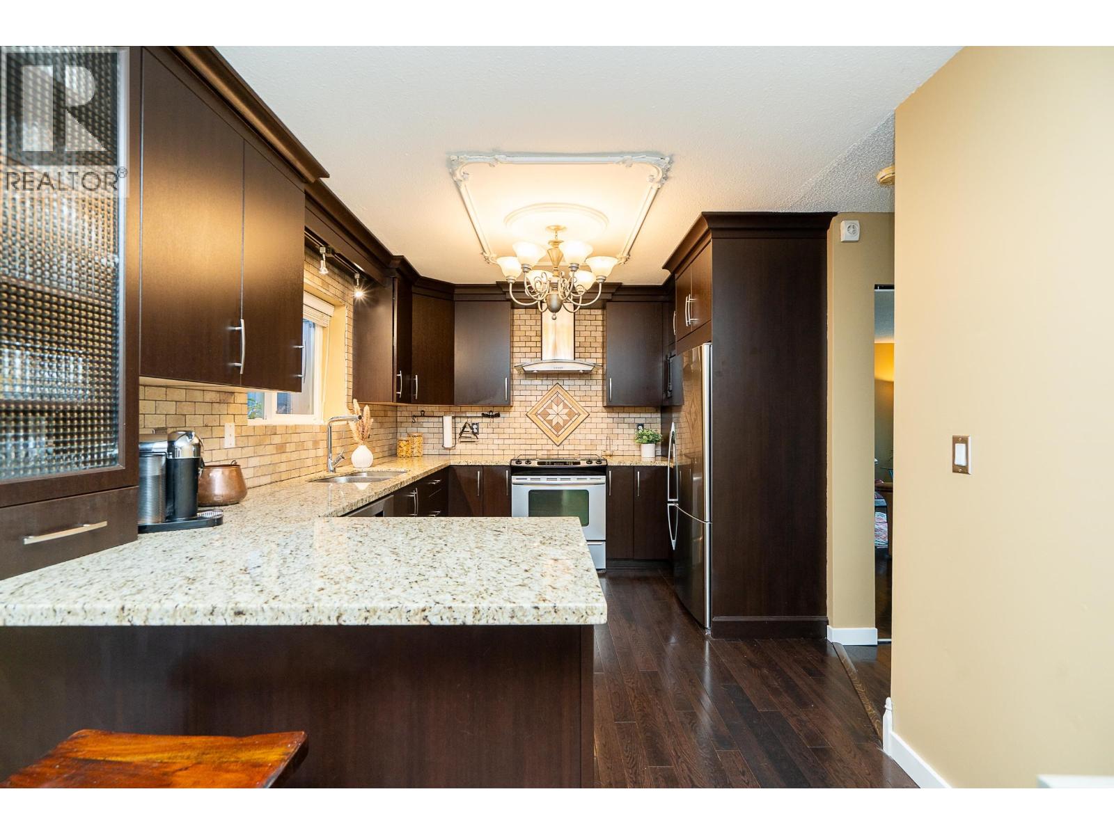 1135 VANIER AVENUE, Coquitlam