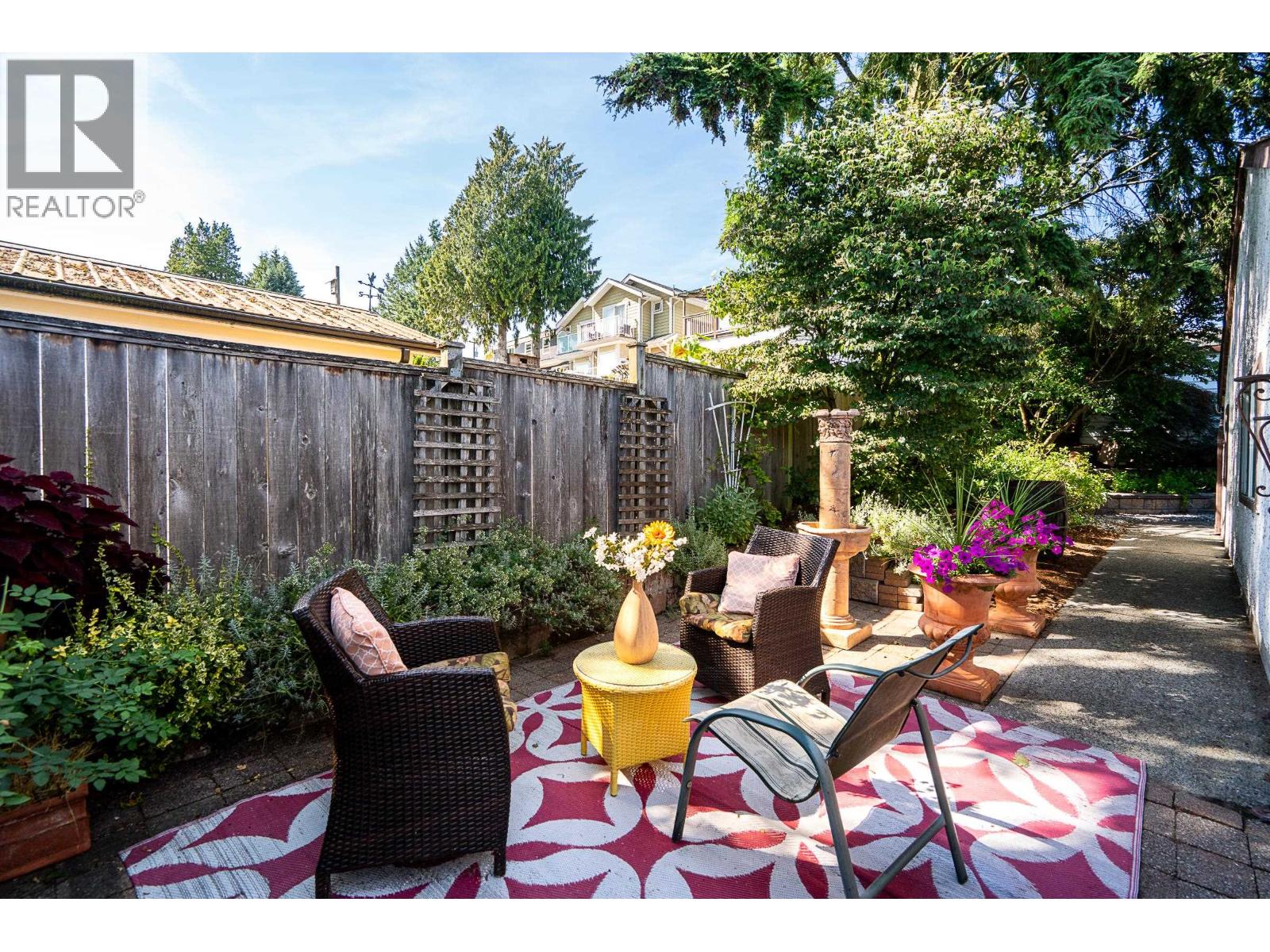 1135 VANIER AVENUE, Coquitlam