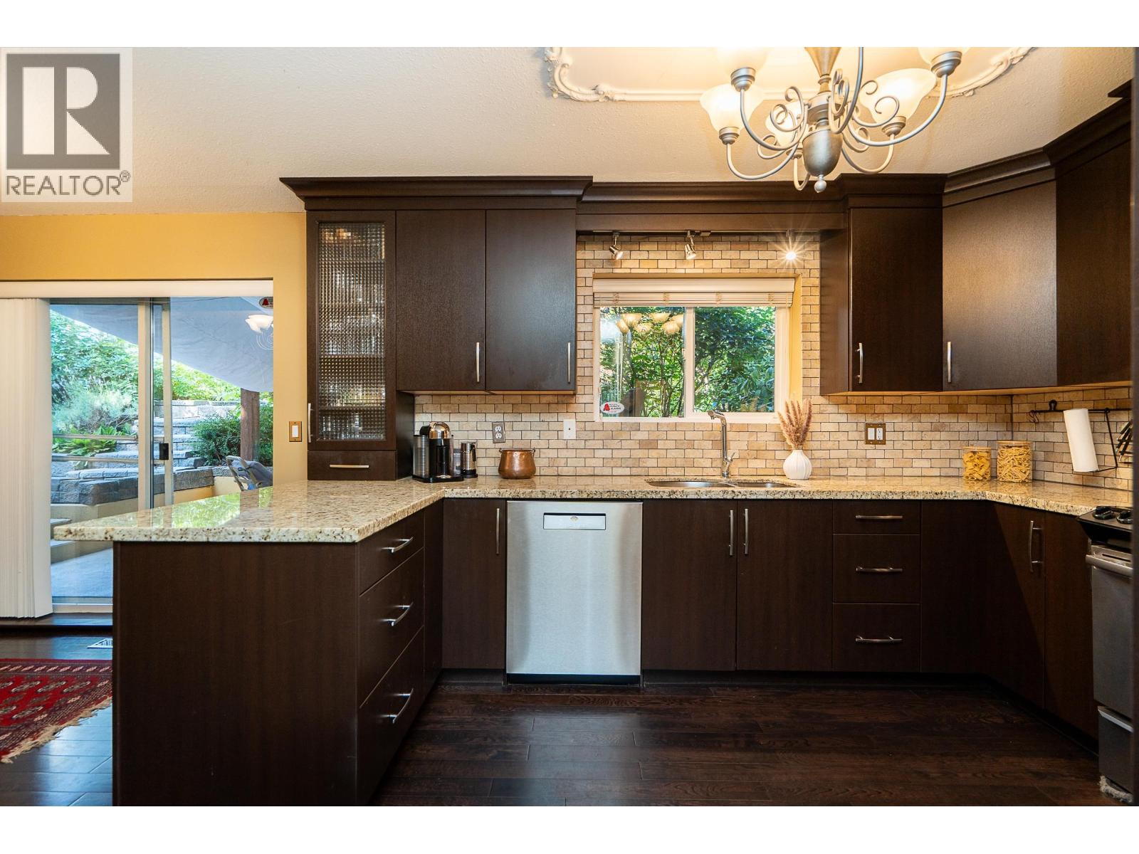 1135 VANIER AVENUE, Coquitlam