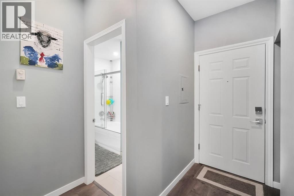 306 630 ROCHE POINT DRIVE, North Vancouver