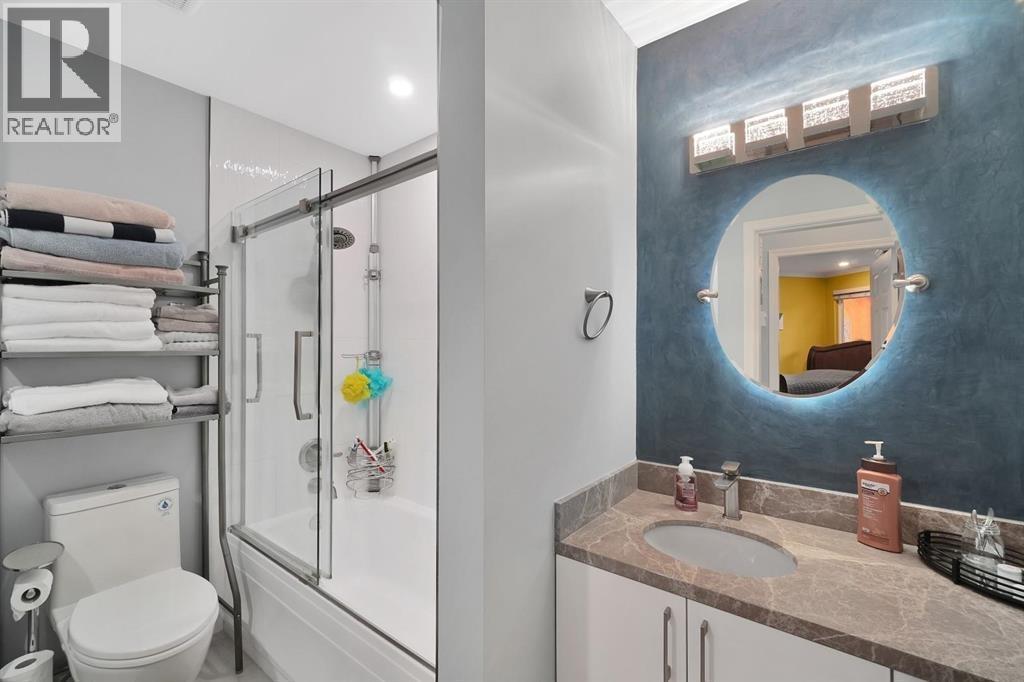 306 630 ROCHE POINT DRIVE, North Vancouver