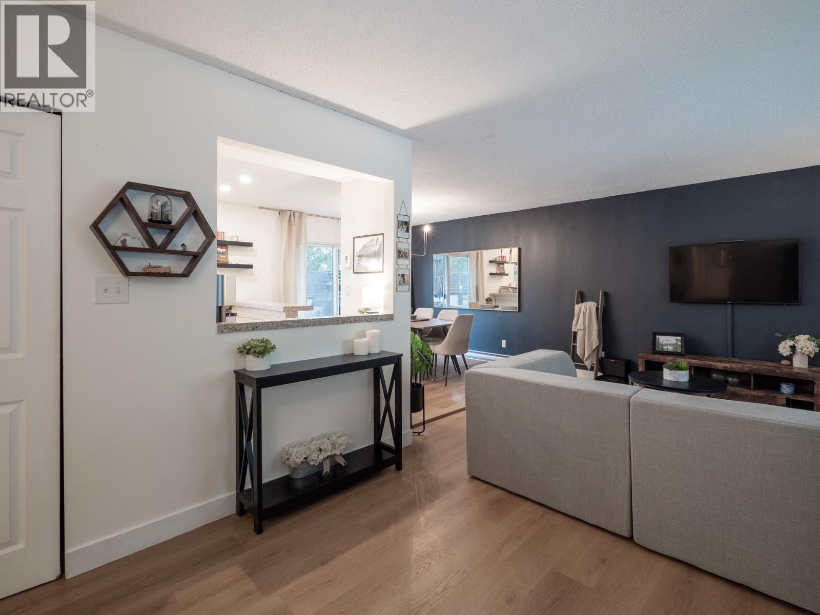 617 GOWER POINT ROAD, Gibsons