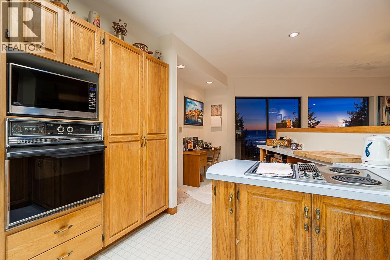 5970 CONDOR PLACE, West Vancouver