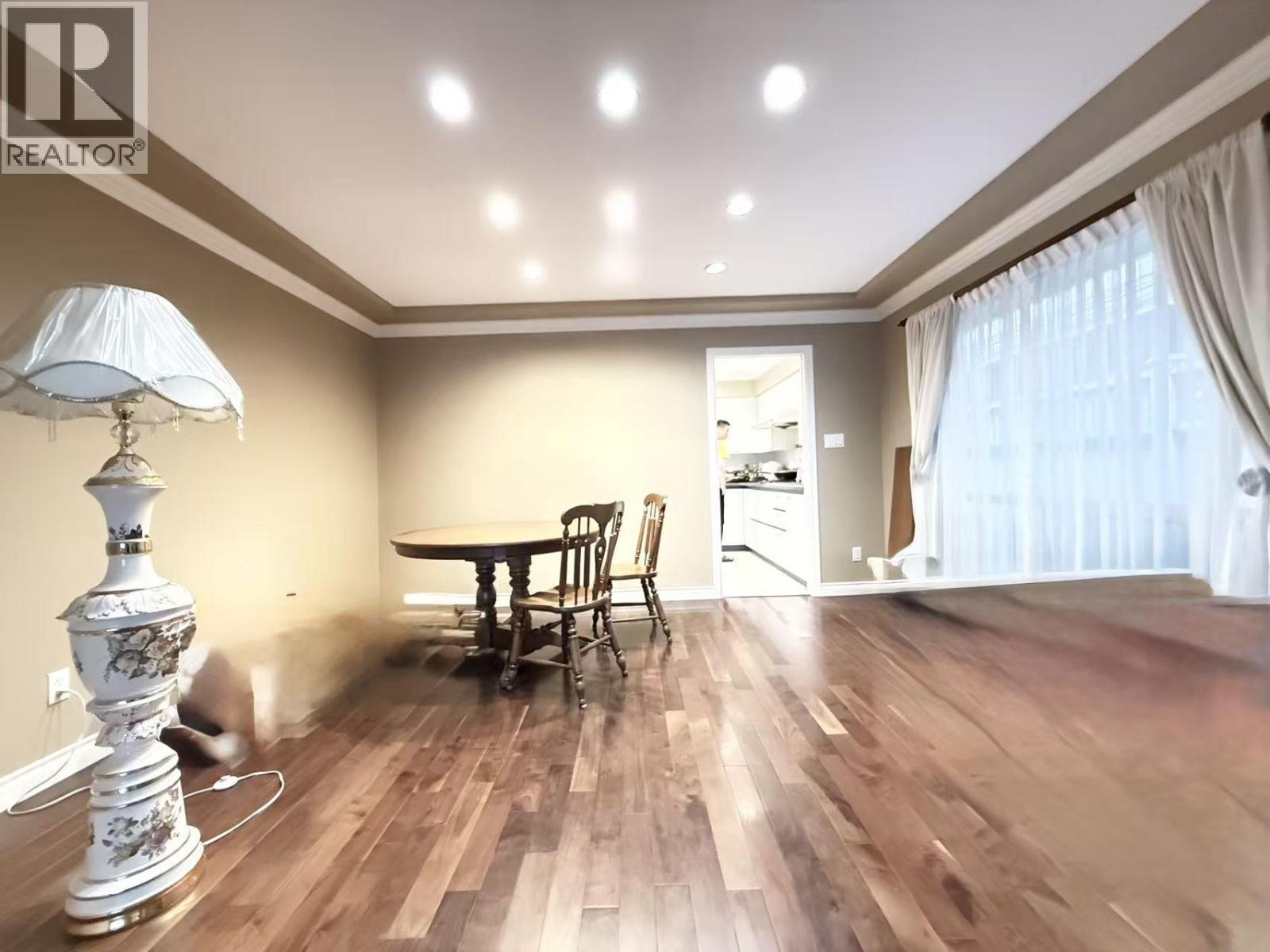 5831 LAURELWOOD Court - photo 2