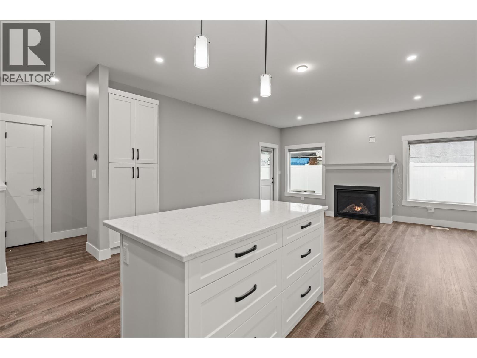 32 2810 15 Avenue Northeast, Salmon Arm