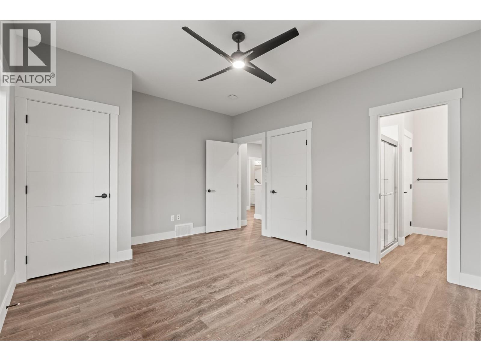 32 2810 15 Avenue Northeast, Salmon Arm