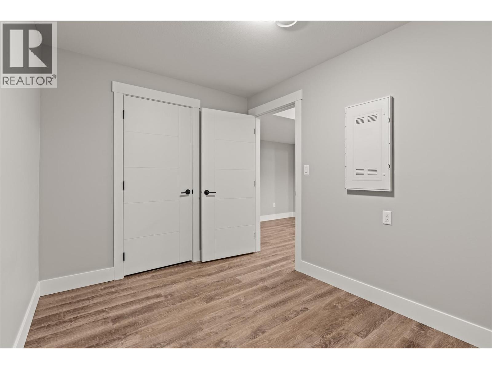 32 2810 15 Avenue Northeast, Salmon Arm