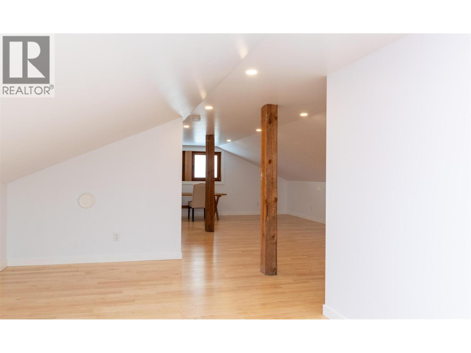 100 Lidstone Road, Salmon Arm