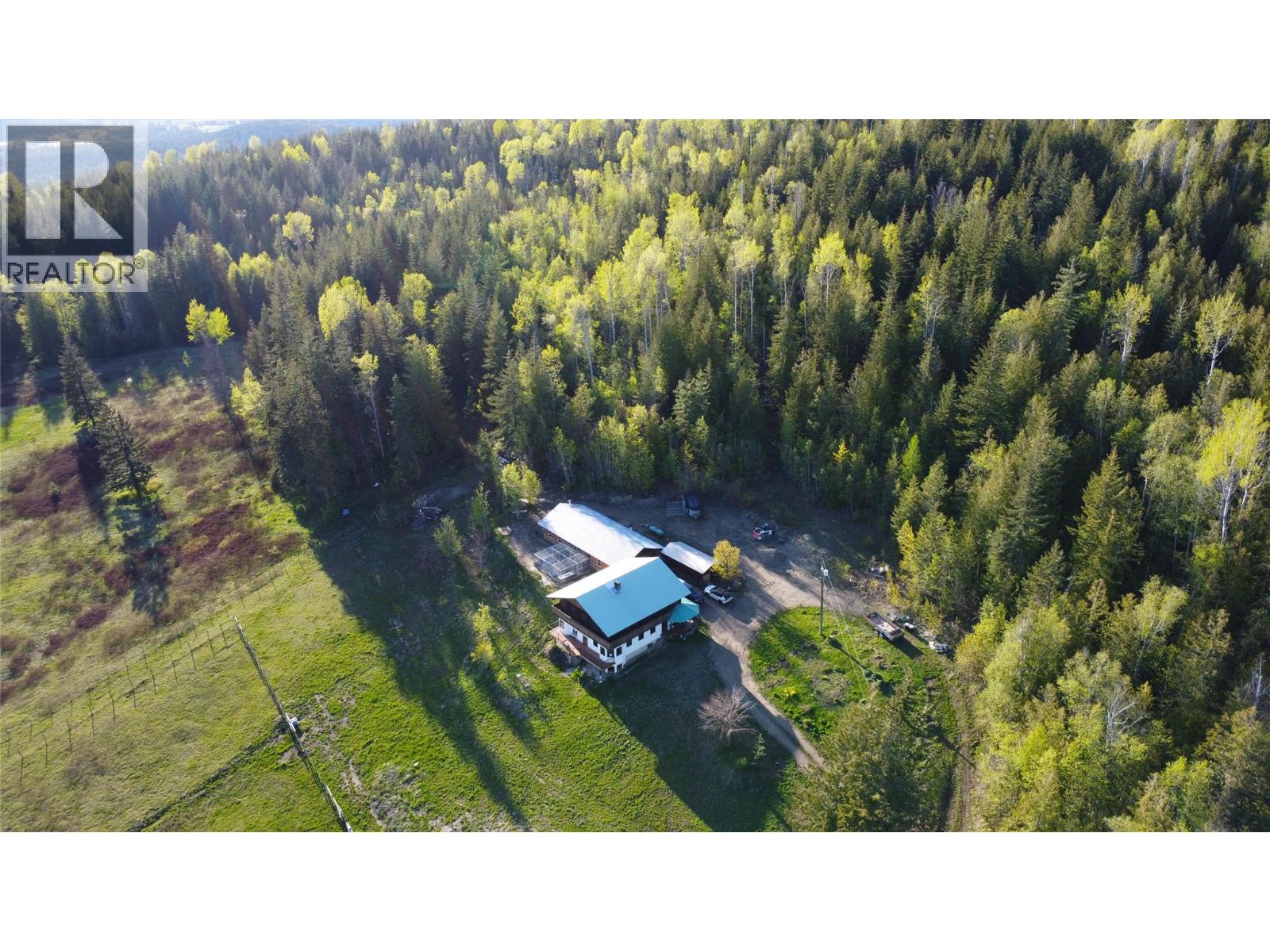  100 Lidstone Road, Salmon Arm