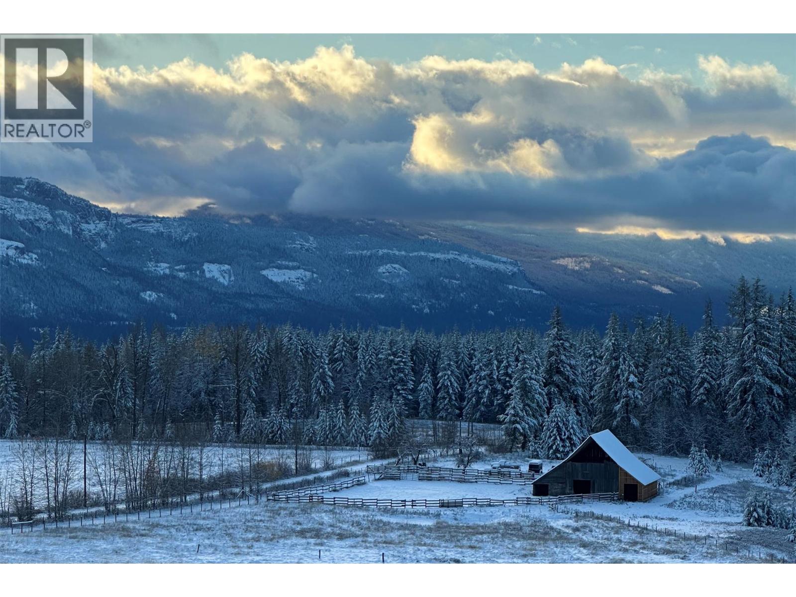  100 Lidstone Road, Salmon Arm