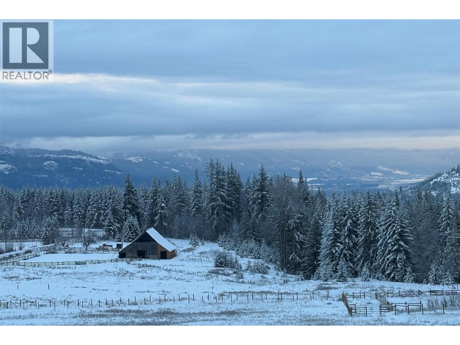  100 Lidstone Road, Salmon Arm