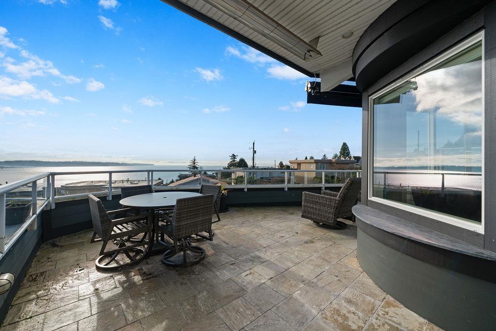 1087 FINLAY STREET, White Rock