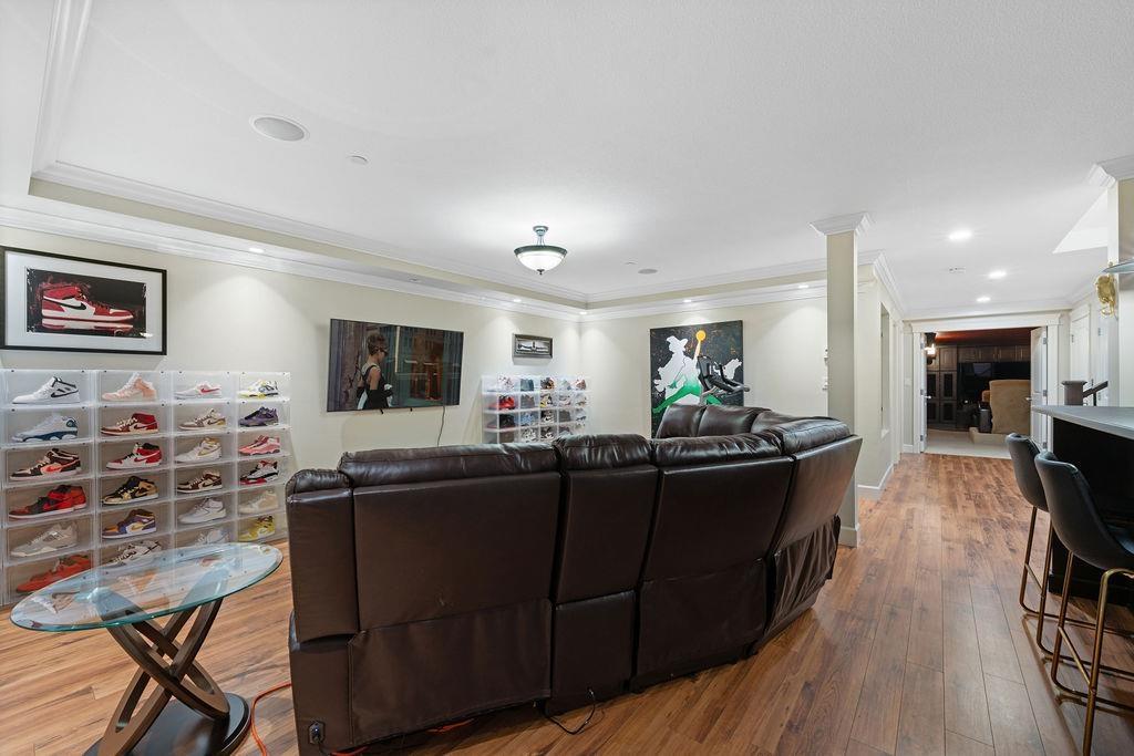 1087 FINLAY STREET, White Rock