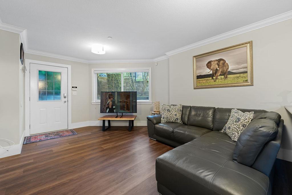 1087 FINLAY STREET, White Rock