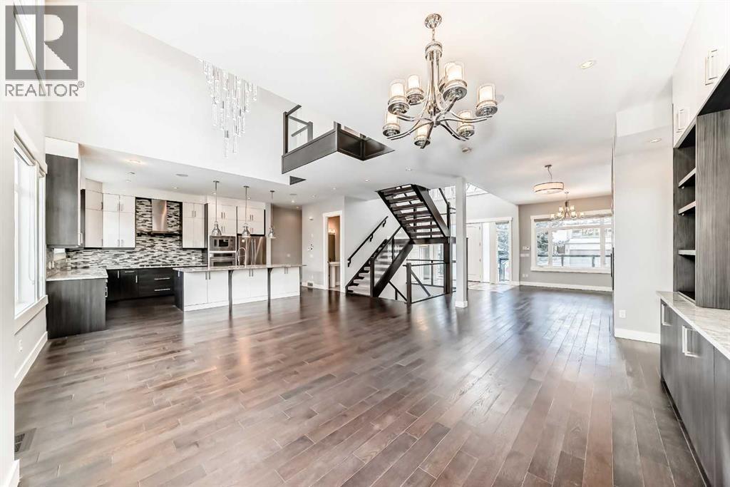 Single Family House for Sale in   Street NW Parkdale Calgary 