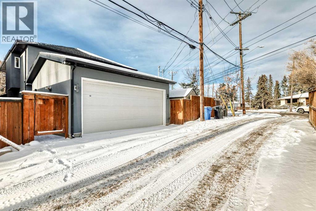 Single Family House for Sale in   Street NW Parkdale Calgary 