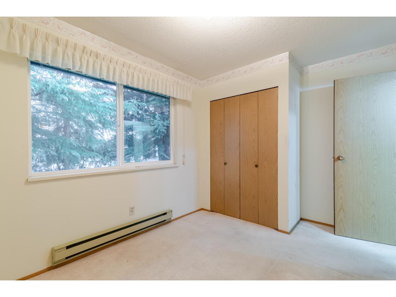 202 2853 BOURQUIN CRESCENT, Abbotsford