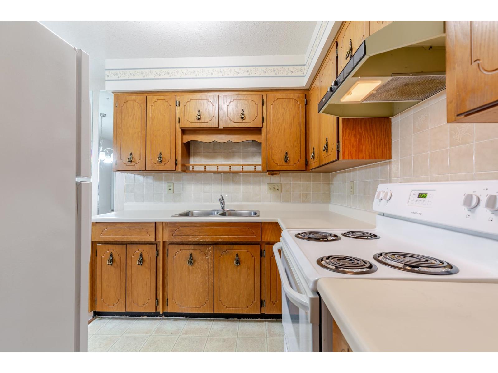 202 2853 BOURQUIN CRESCENT, Abbotsford