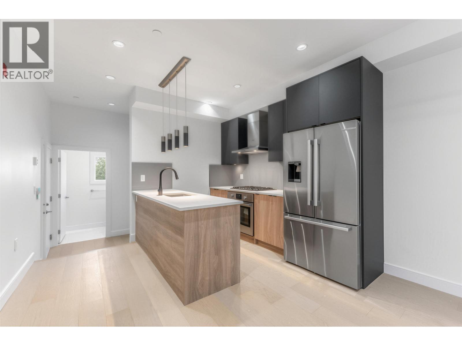 7353 OAK STREET, Vancouver