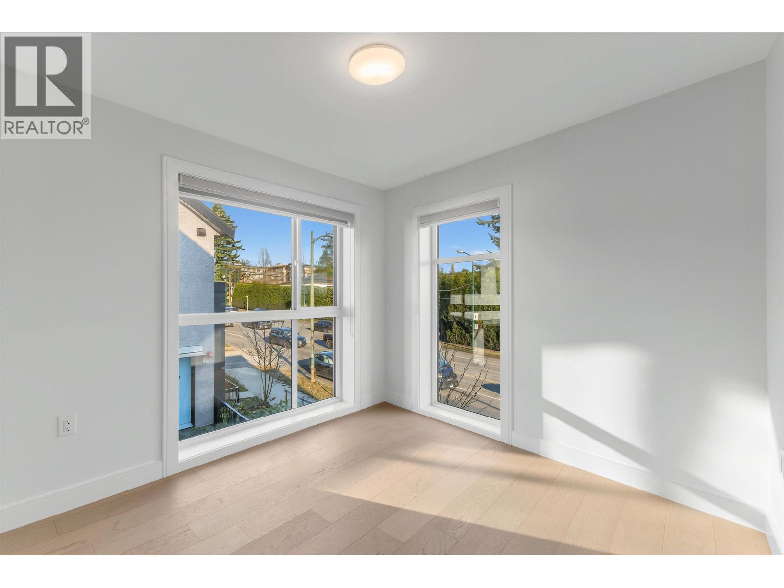 7357 OAK STREET, Vancouver