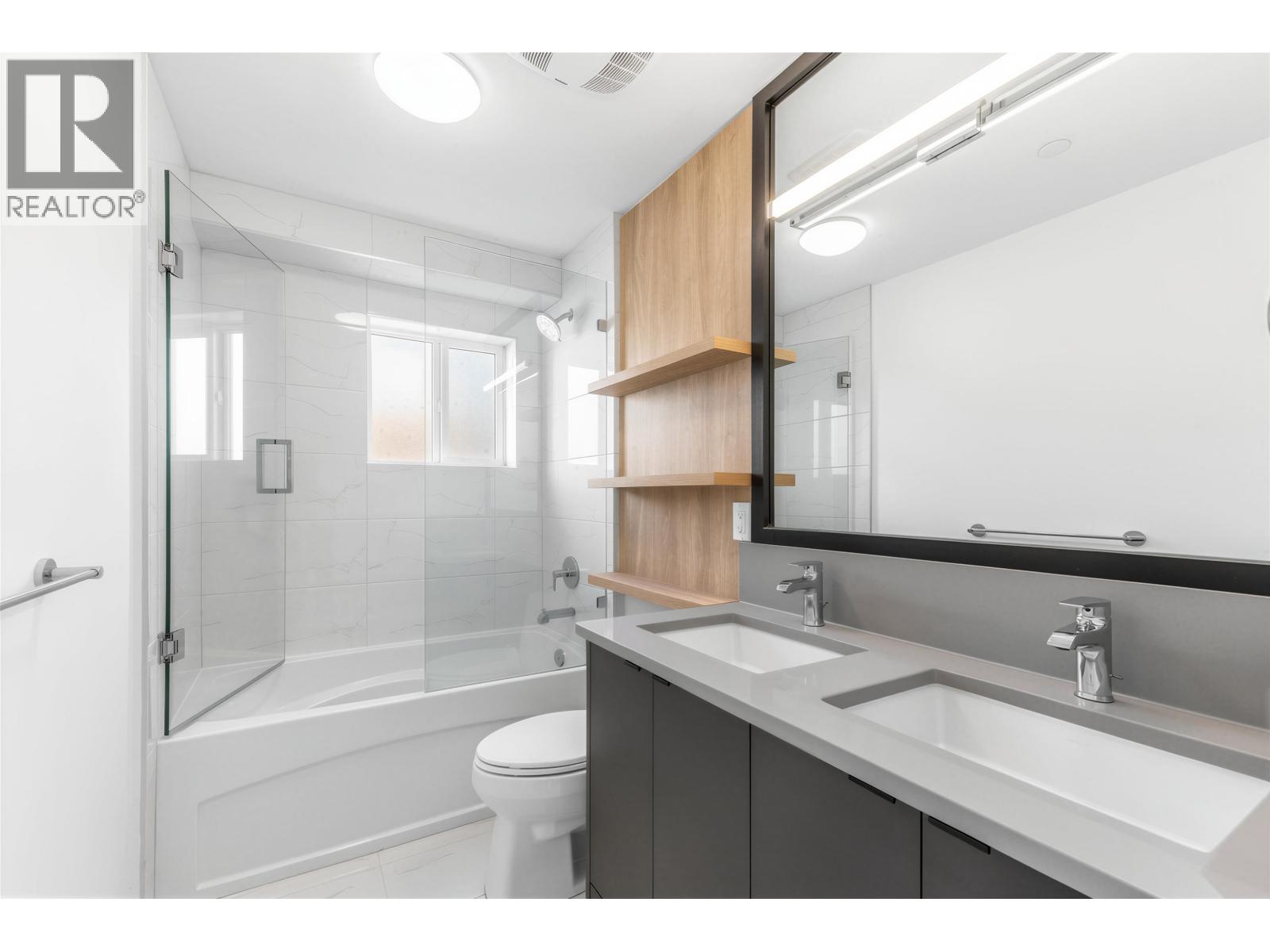 7357 OAK STREET, Vancouver