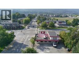 21 & 61 Shuswap Street Nw, Salmon Arm, BC V1E4N7 Photo 13