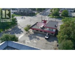 21 & 61 Shuswap Street Nw, Salmon Arm, BC V1E4N7 Photo 14