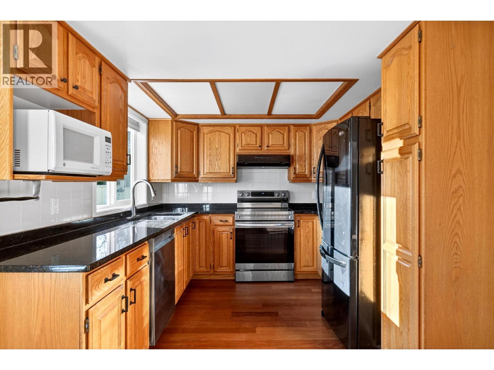  1005 Wintergreen Drive, Kelowna