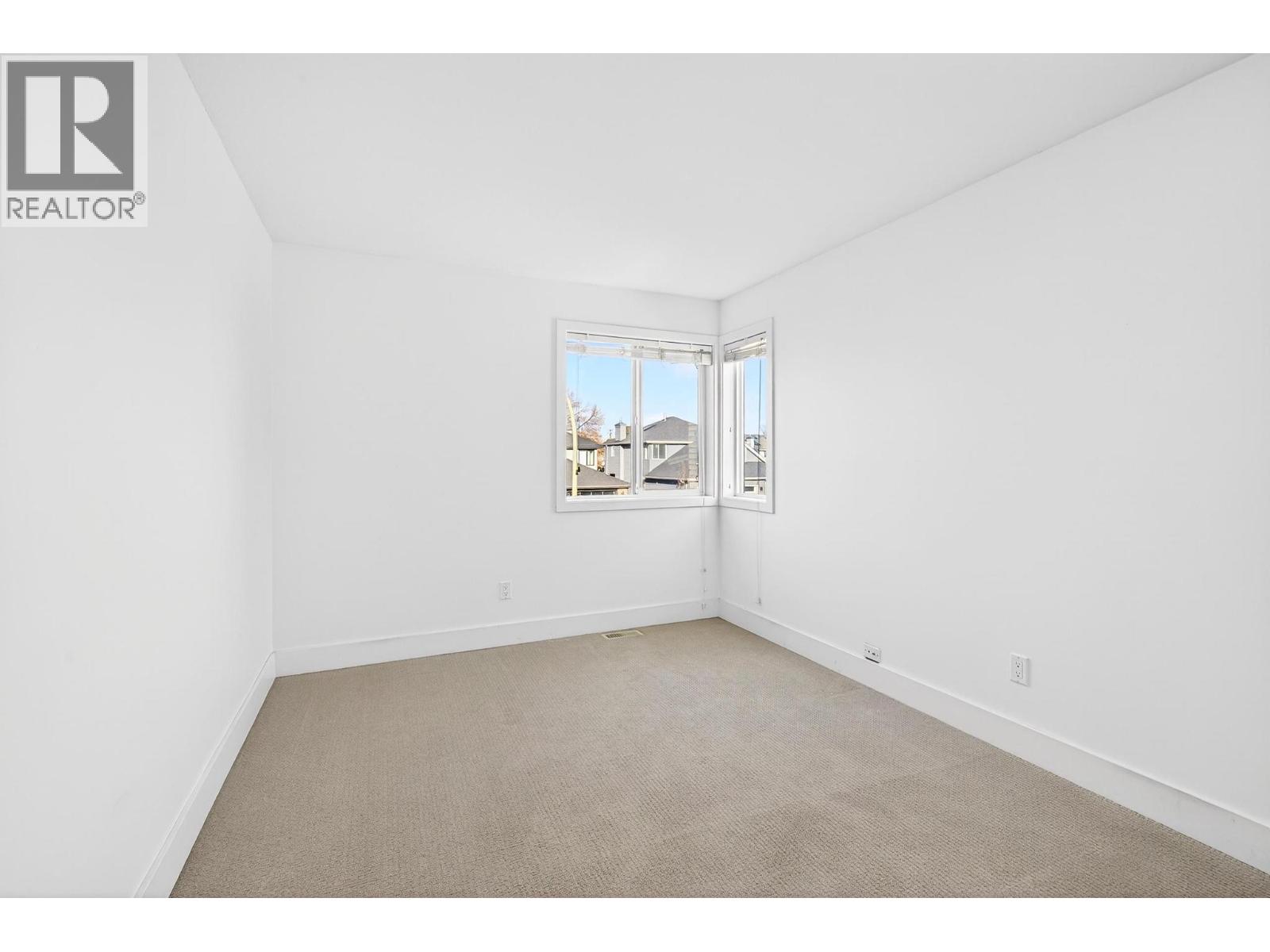  1005 Wintergreen Drive, Kelowna