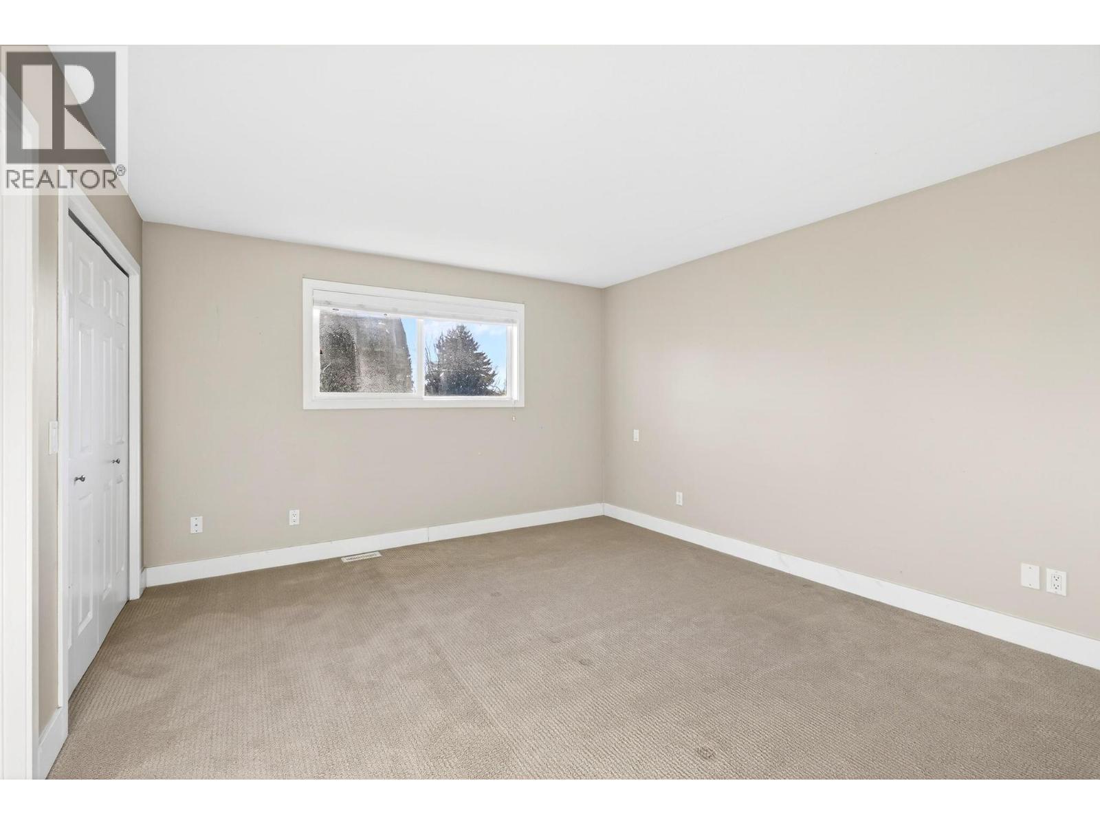  1005 Wintergreen Drive, Kelowna