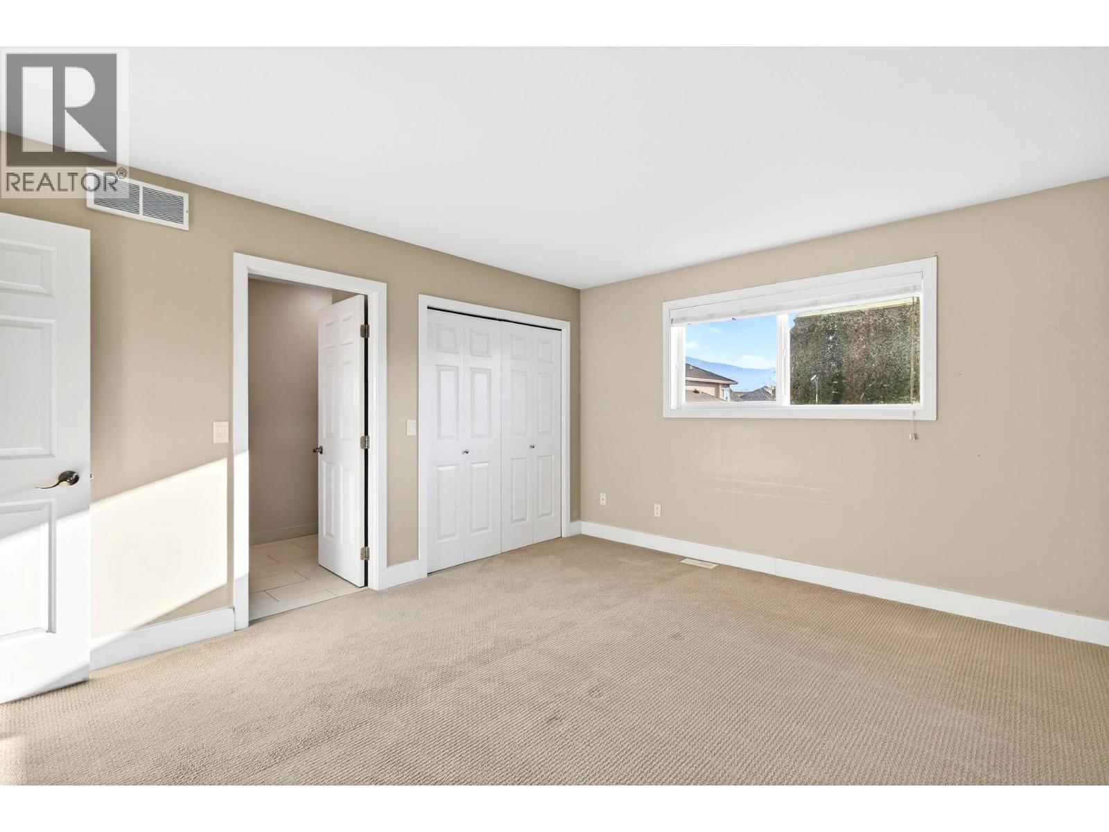  1005 Wintergreen Drive, Kelowna