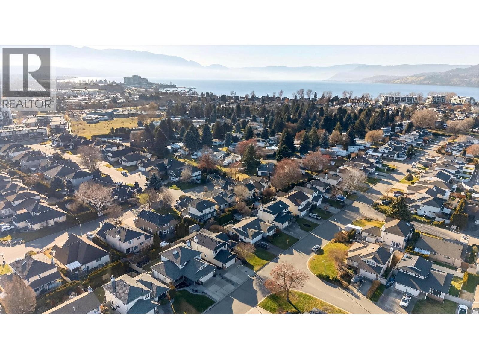  1005 Wintergreen Drive, Kelowna