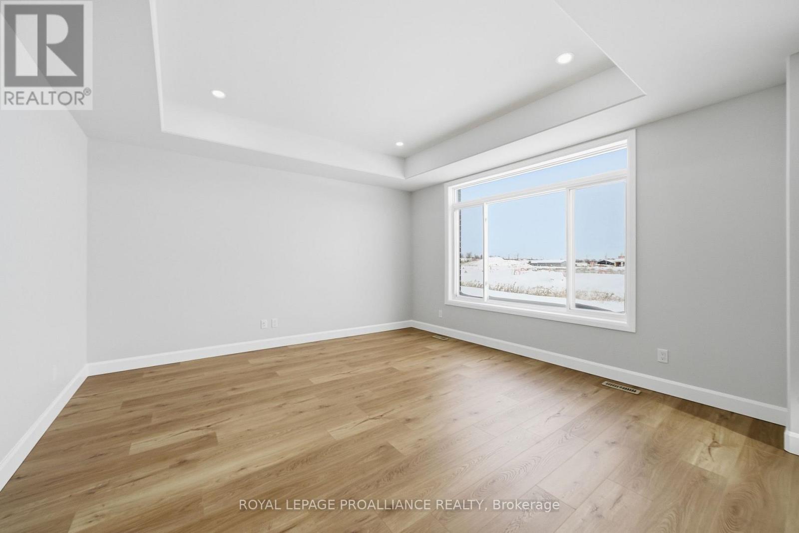 91 RAYCROFT DRIVE - 18