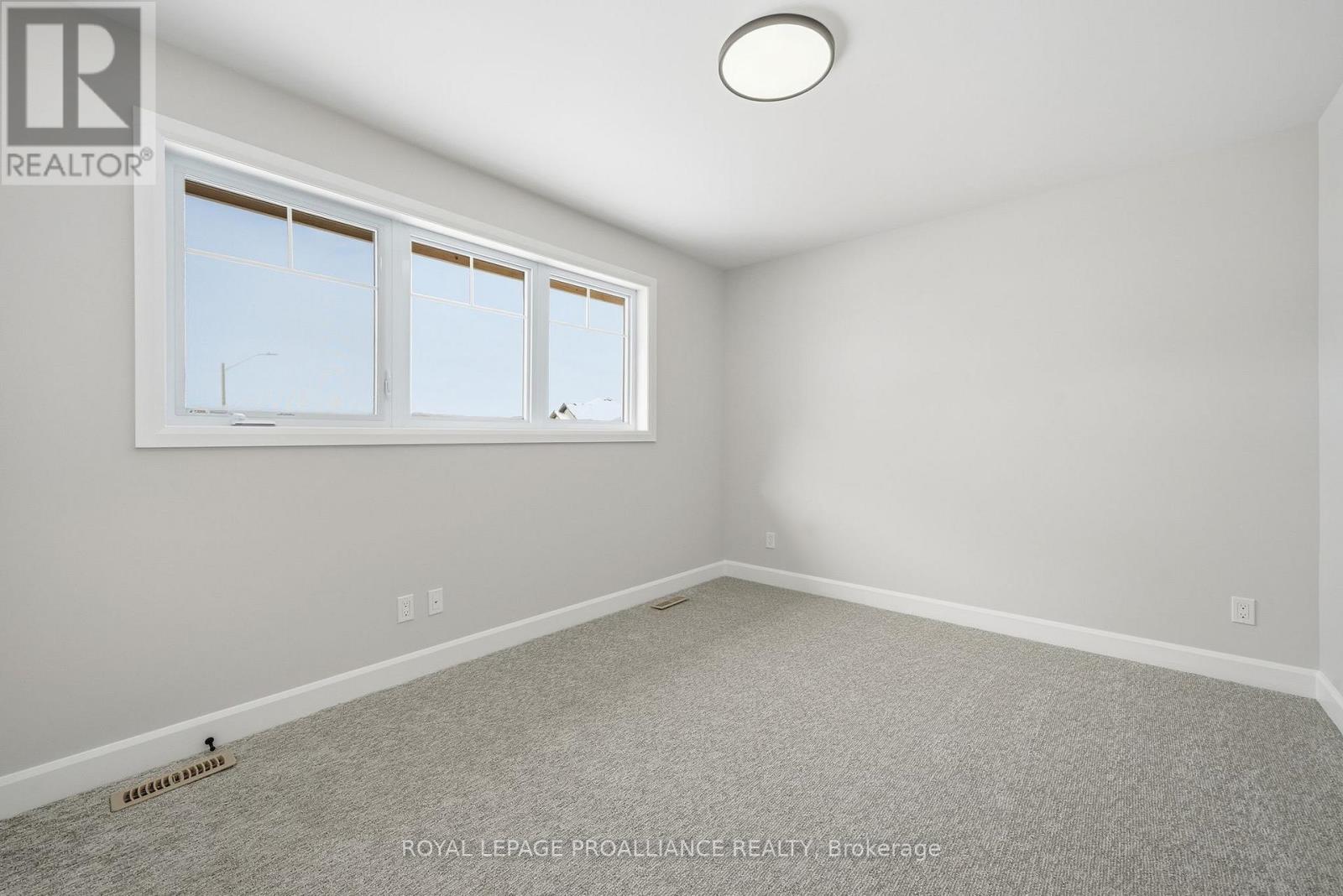 91 RAYCROFT DRIVE - 22
