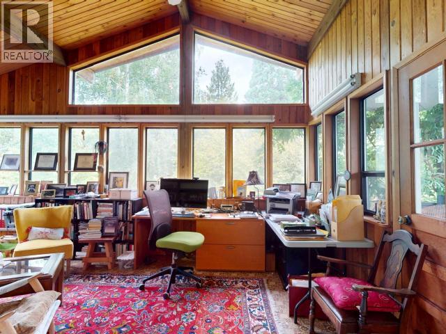 7889 HIGHWAY 101, Powell River