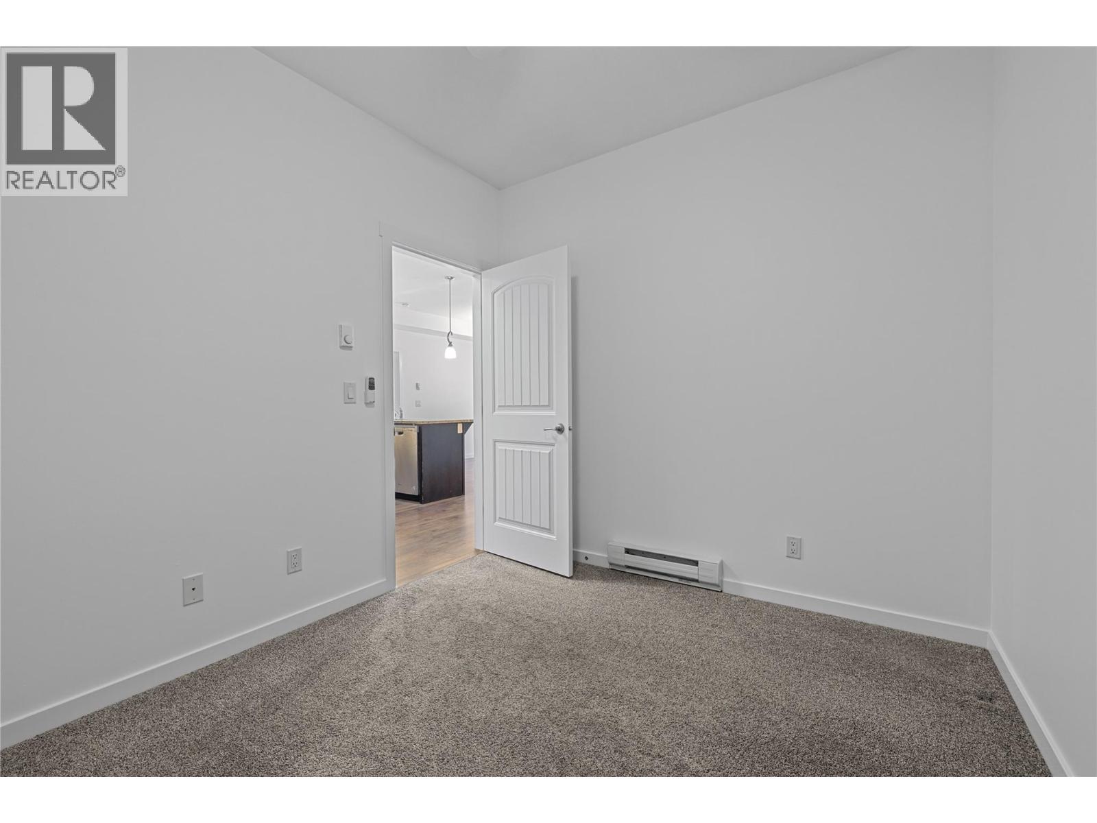 305 3735 Casorso Road, Kelowna