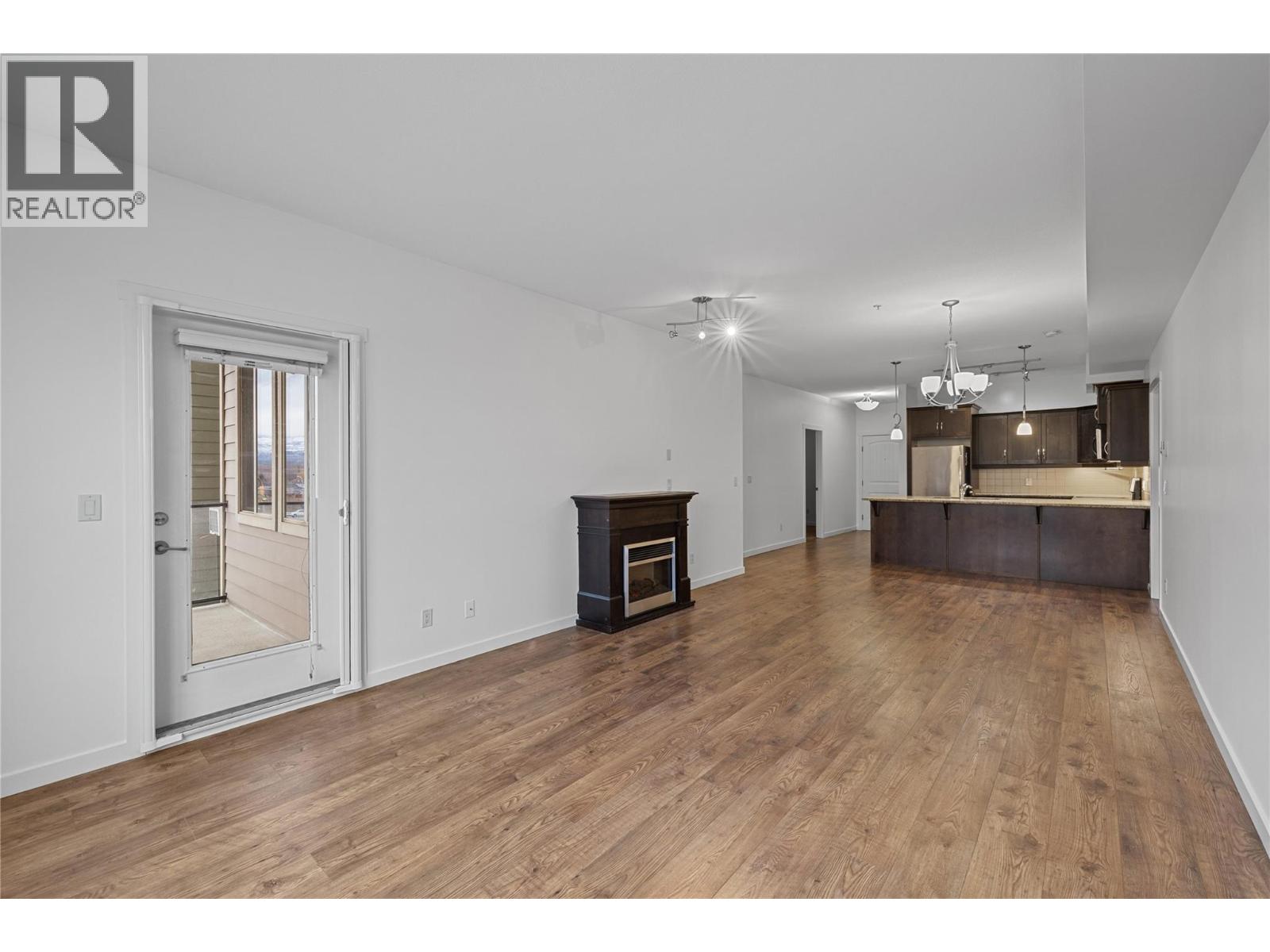 305 3735 Casorso Road, Kelowna