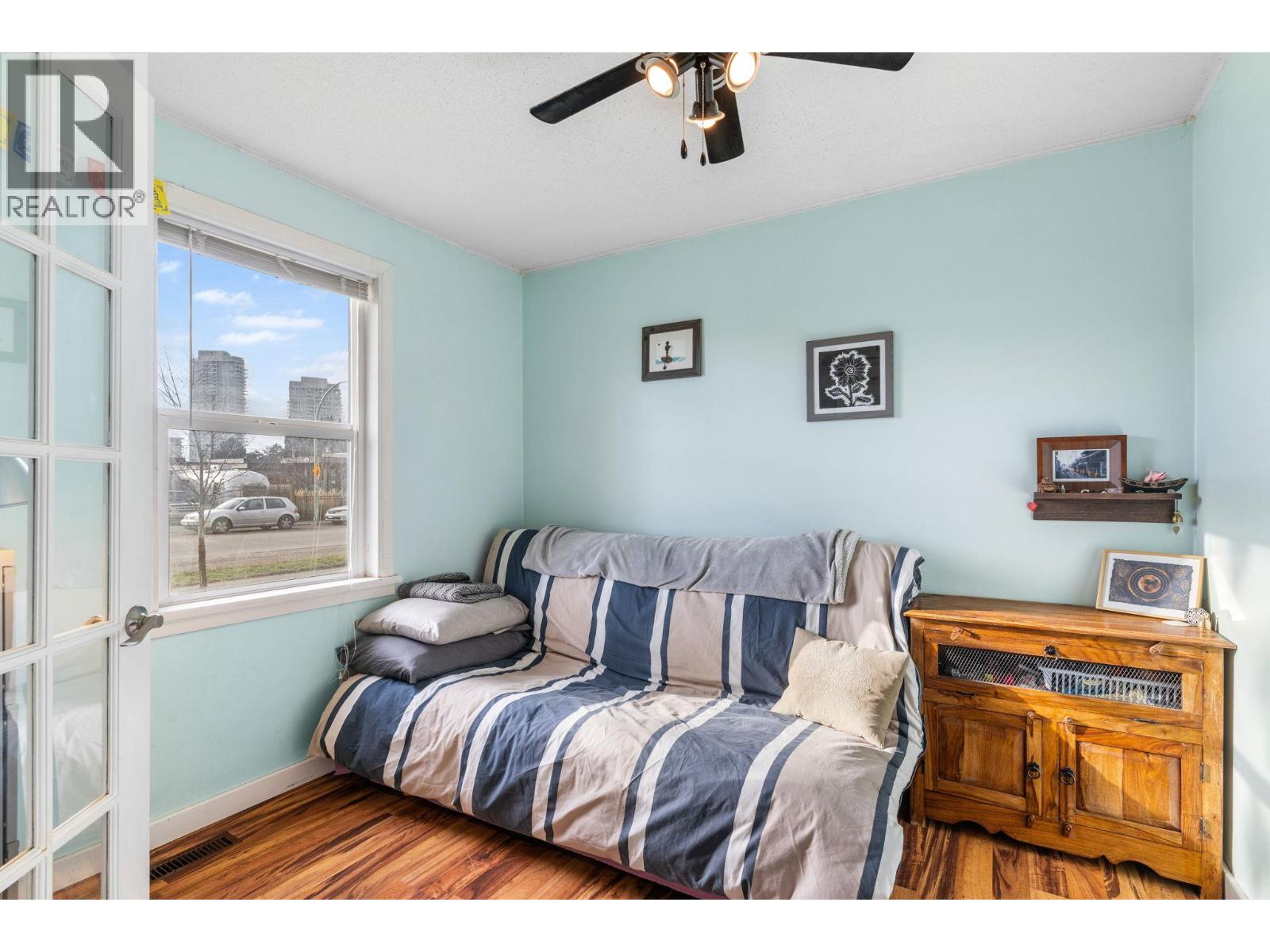  622 Bay Avenue, Kelowna