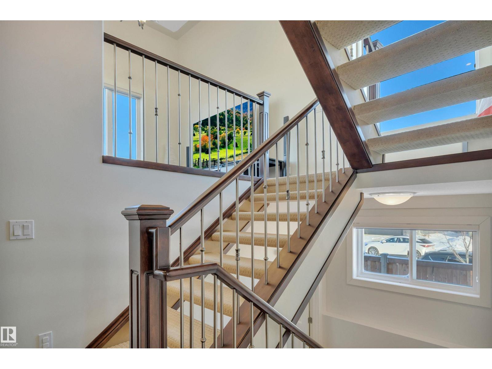 102 LAKEWOOD CL, Beaumont