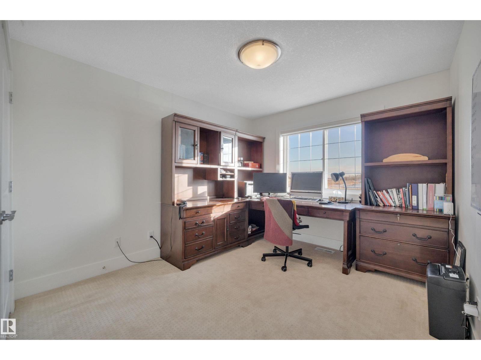 102 LAKEWOOD CL, Beaumont