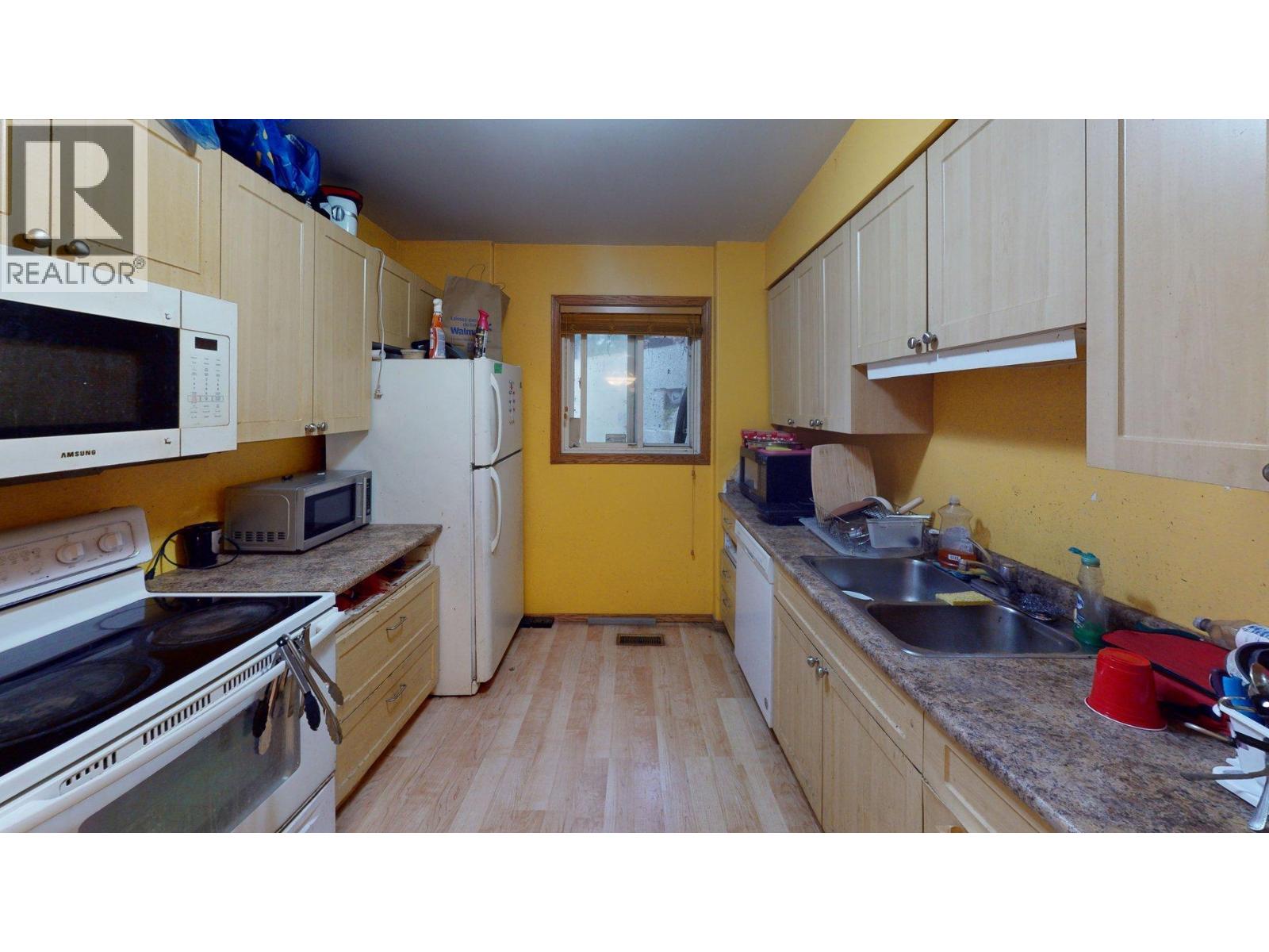 778 Rossland Avenue, Trail