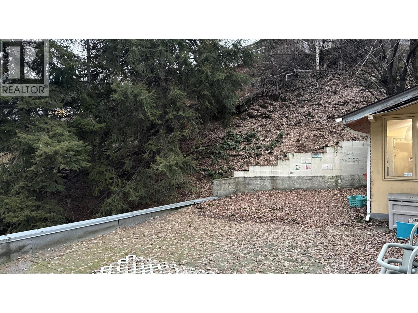 778 Rossland Avenue, Trail