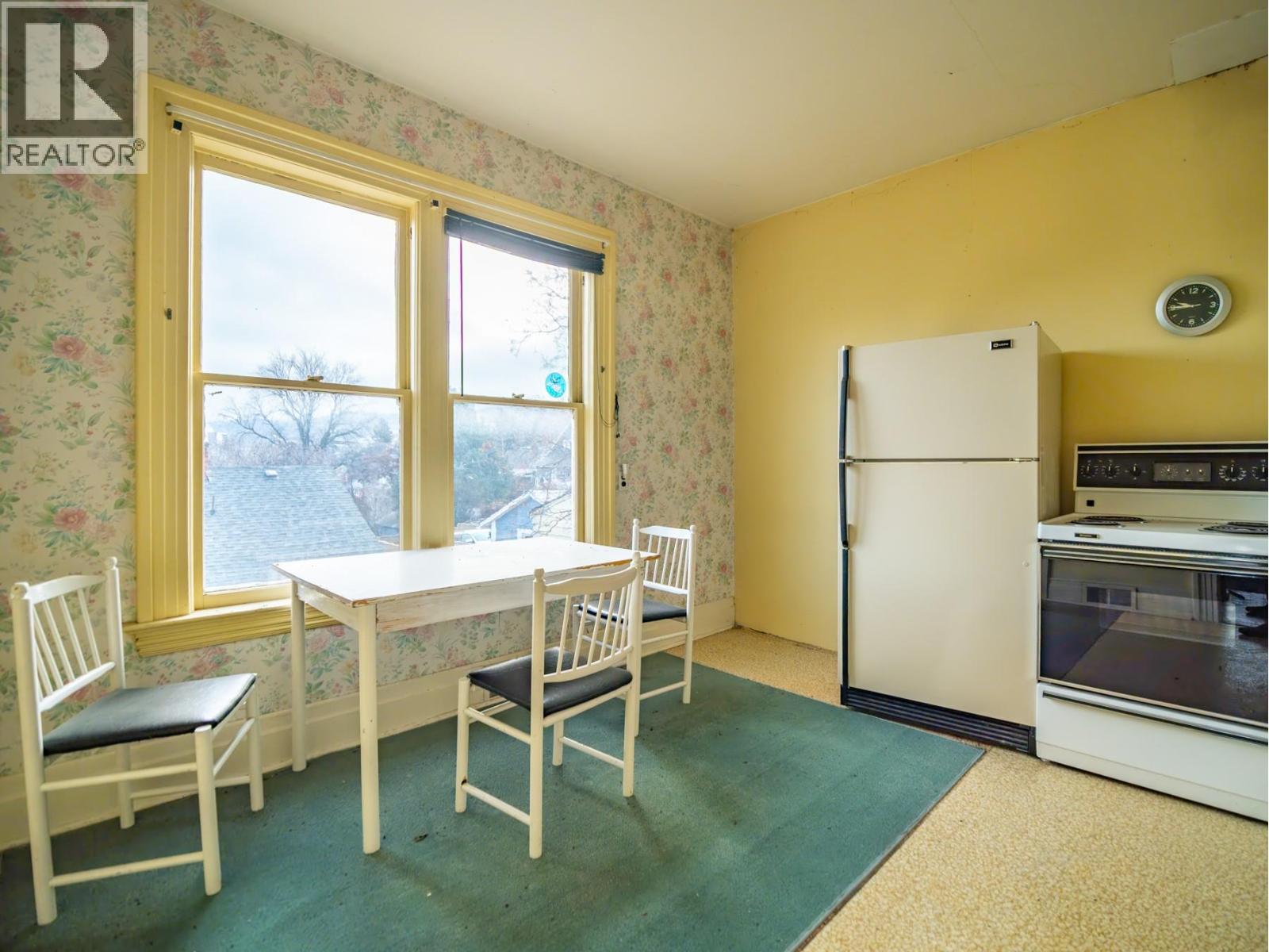 59 ST PAUL WEST Street W, Kamloops