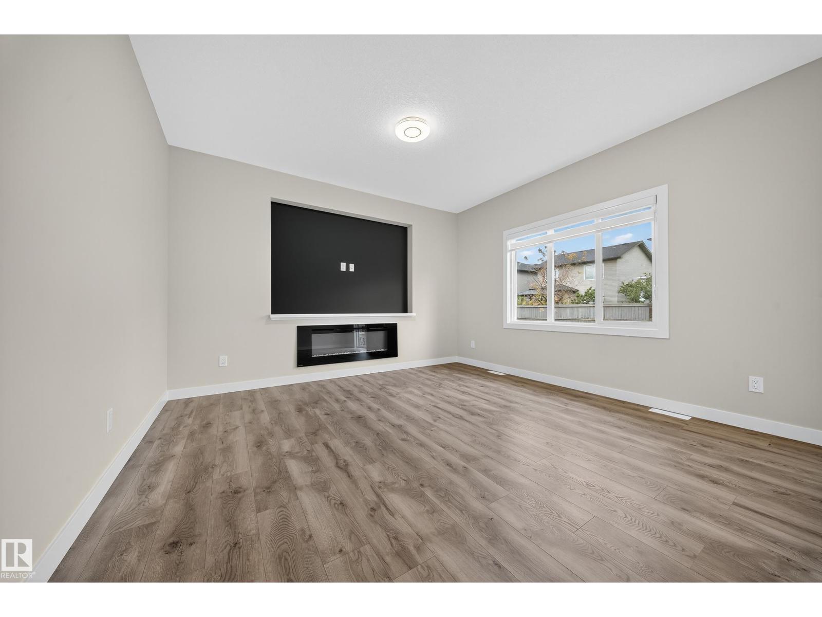 575 REYNALDS WD, Leduc