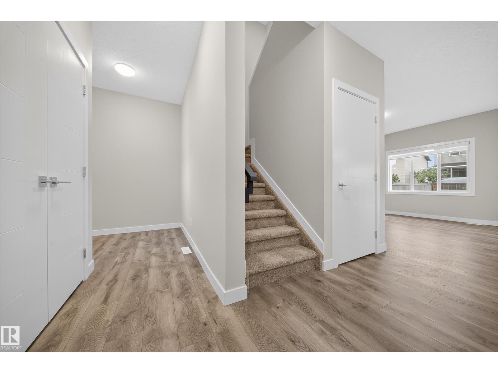 575 REYNALDS WD, Leduc