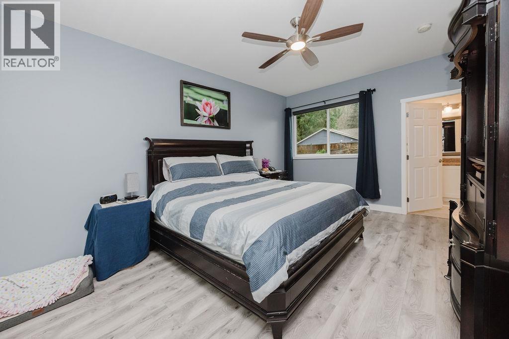 6214 SITKA ROAD, Sechelt