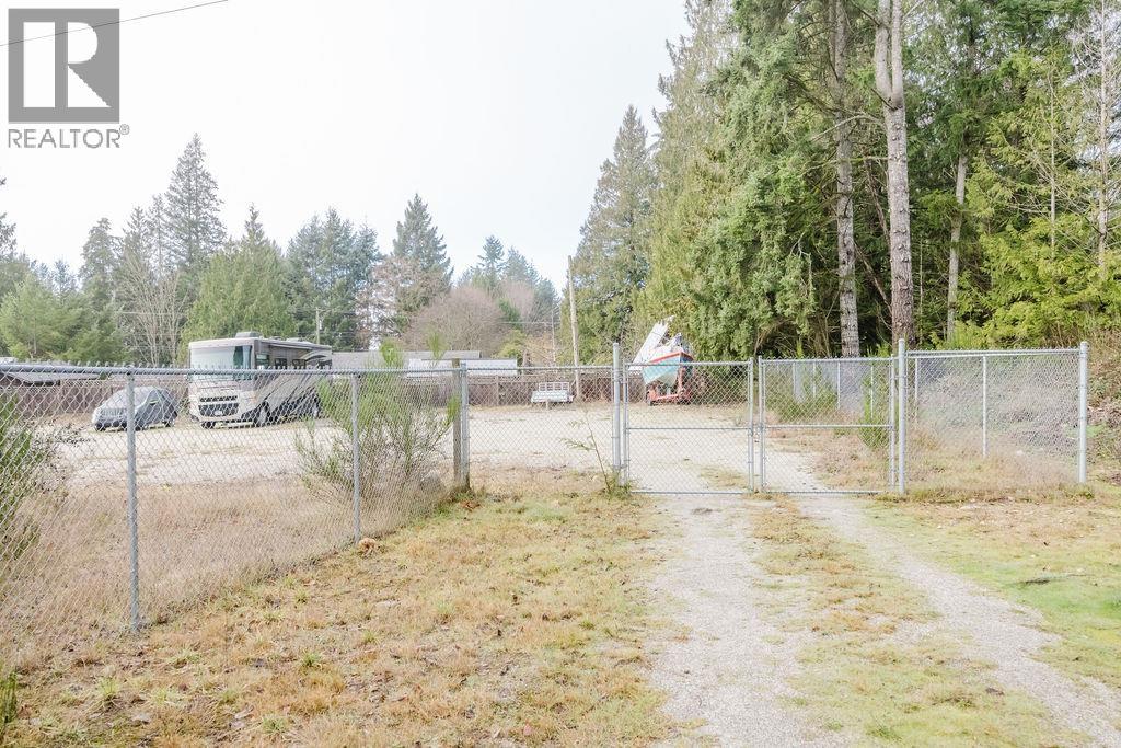 6214 SITKA ROAD, Sechelt