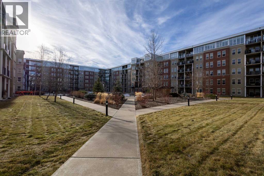 Single Family House for Sale in   Lake Fraser Drive SE Lake Bonavista Calgary 