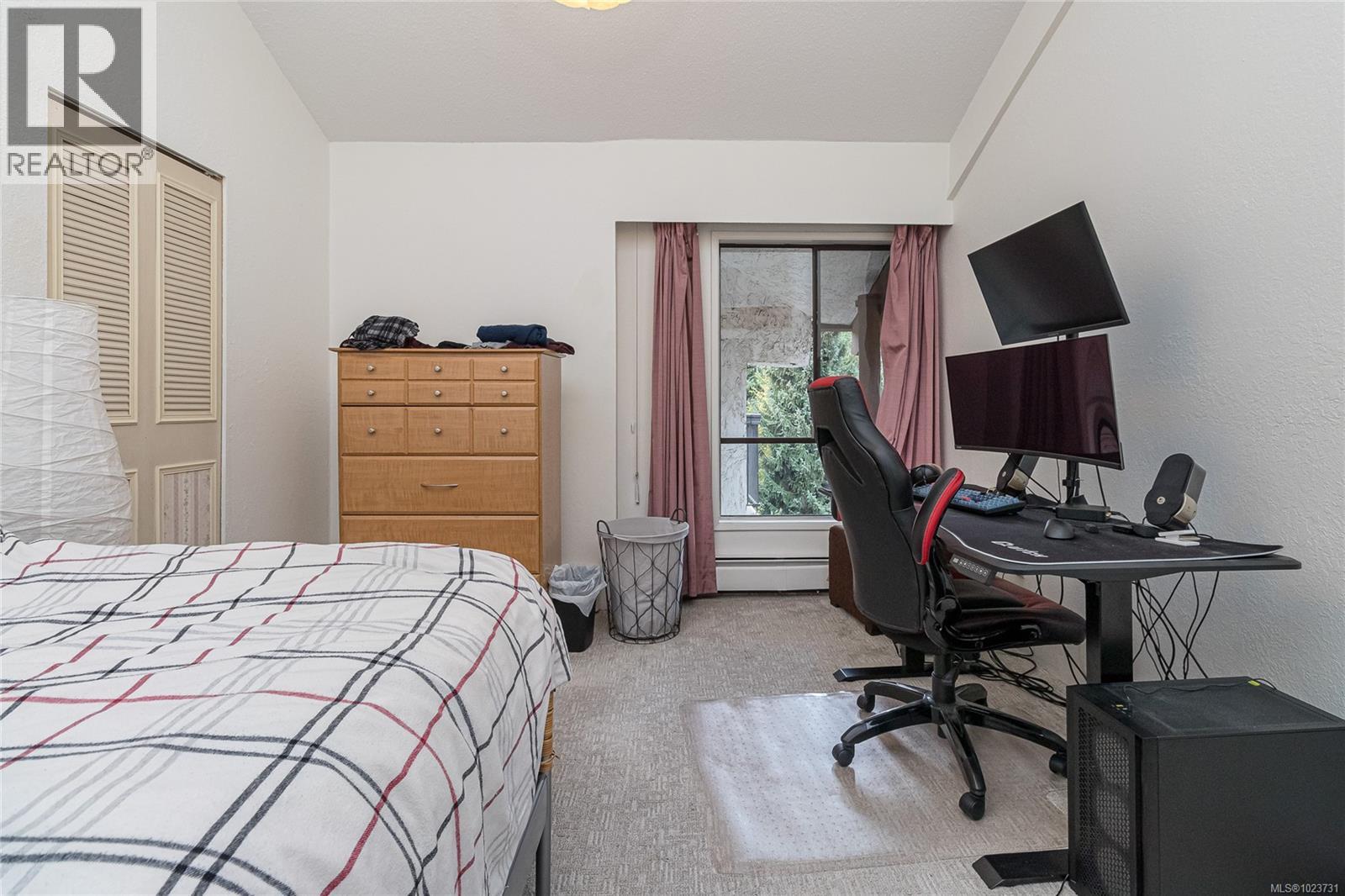 419 1005 McKenzie Avenue, Saanich