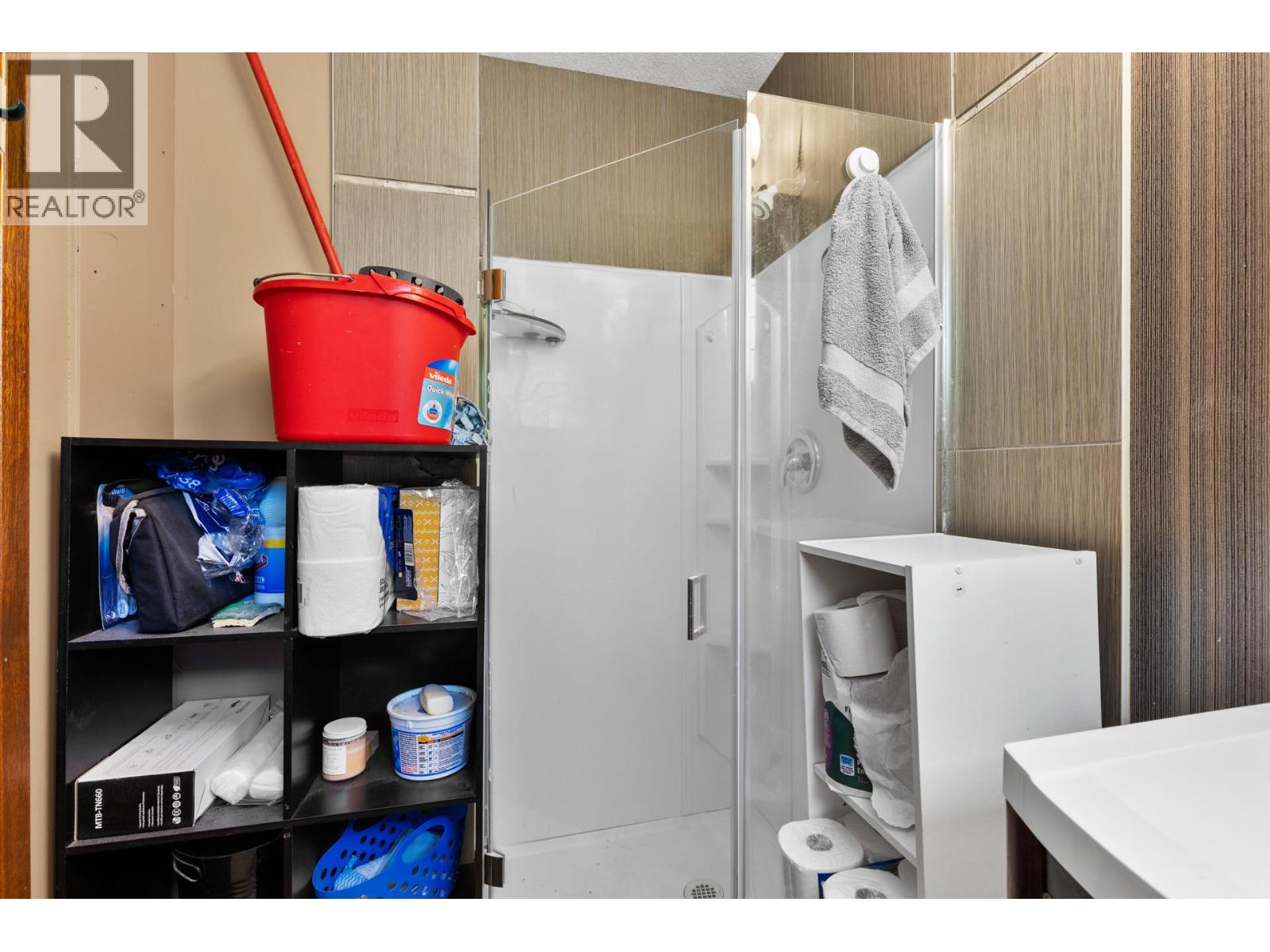  2024 Wilkinson Street, Kelowna